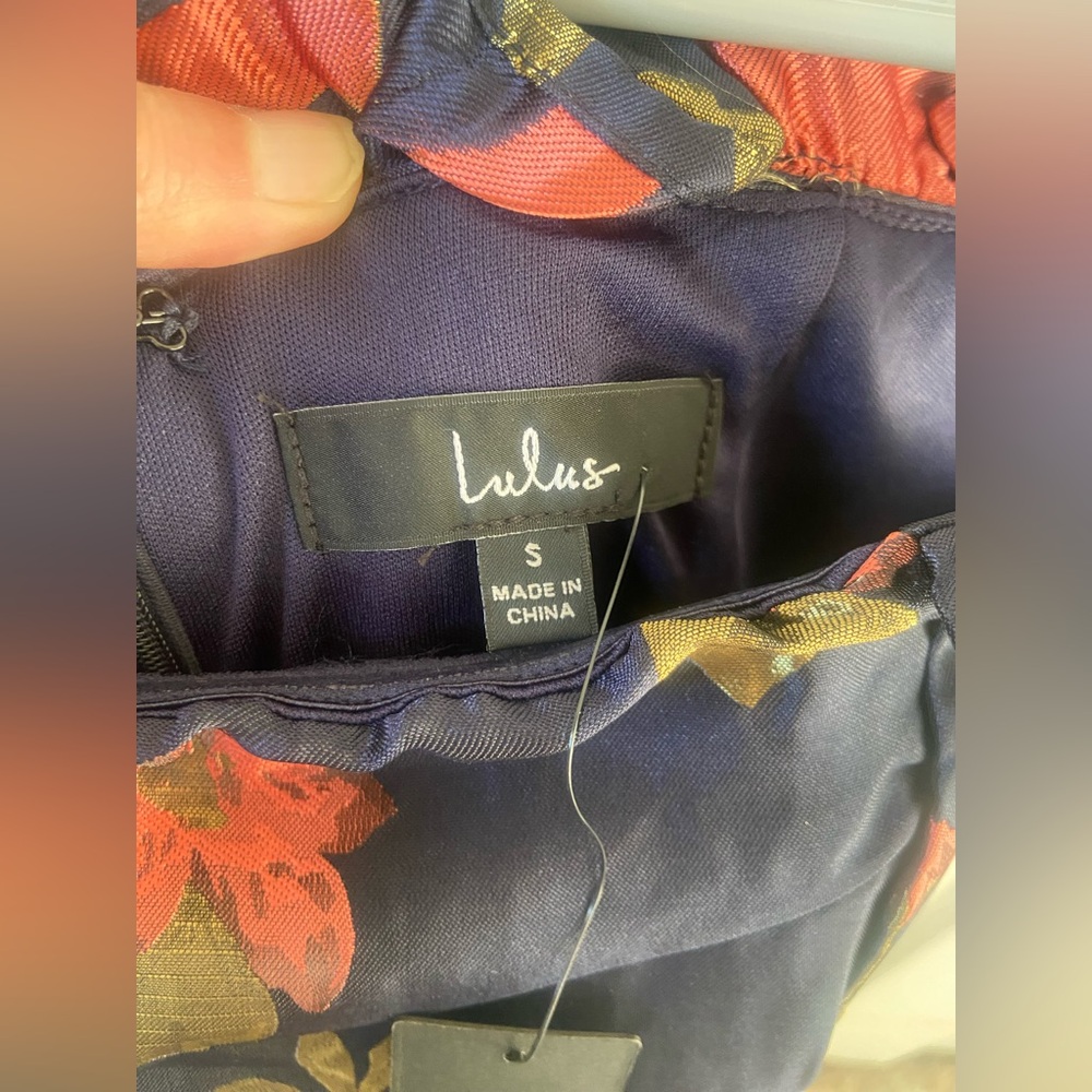 Lulu's NWT Pop the Bottle Navy Blue Floral Mini Dress - Picture 9 of 9